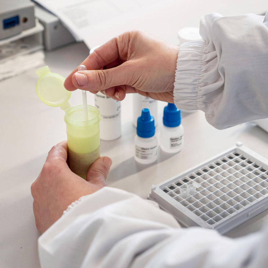 Analisi Formaggi in laboratorio Sepi Formaggi